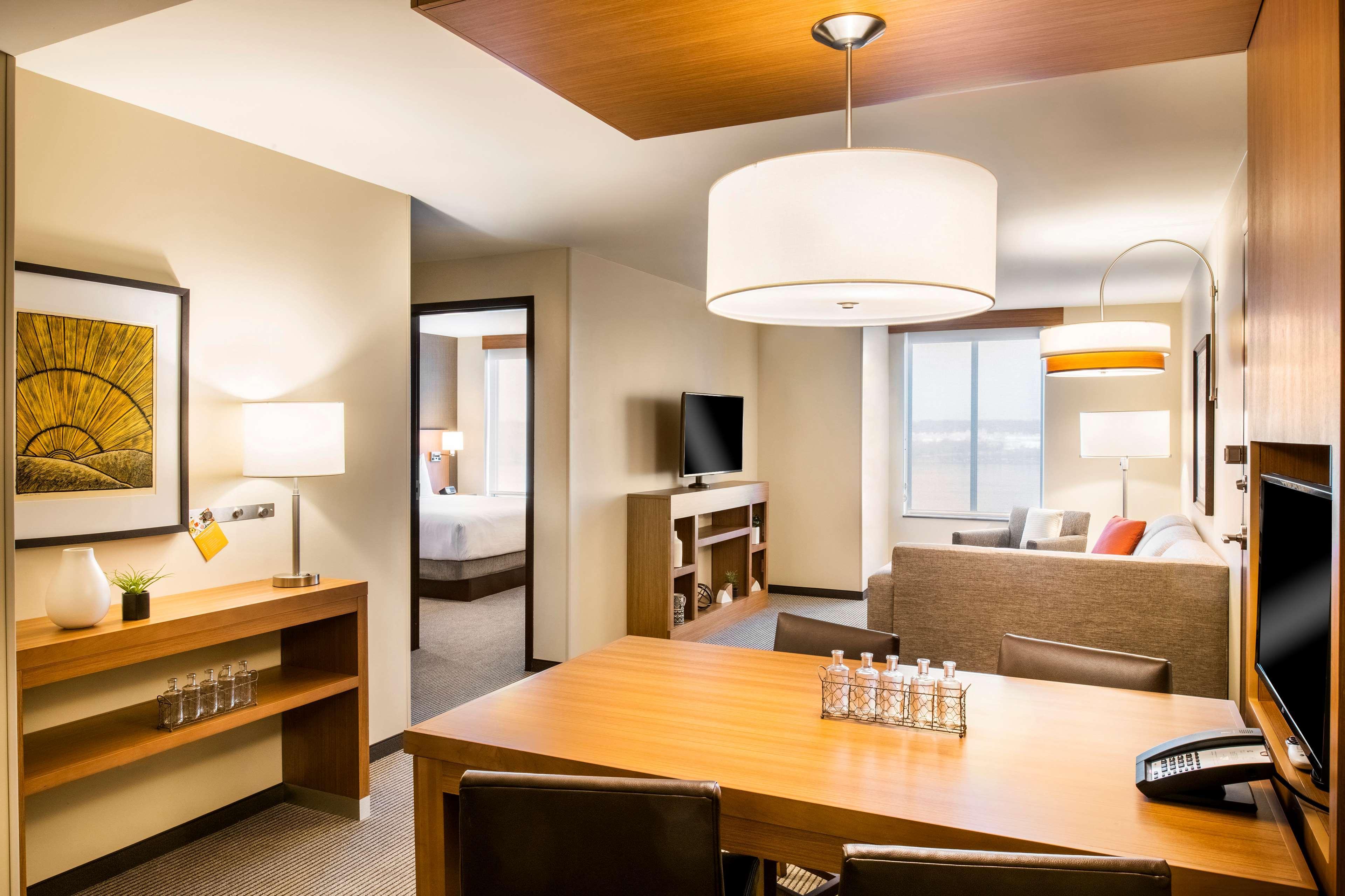 Hyatt Place East Moline/Quad Cities Exteriör bild